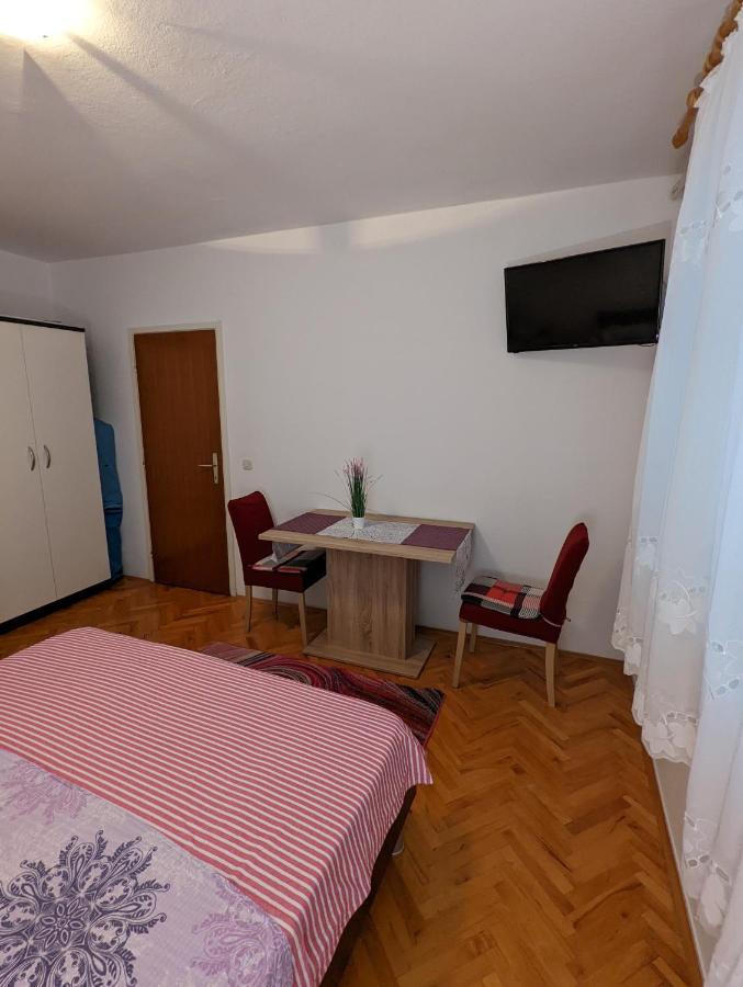 Apartment Bracic Vodice Esterno foto