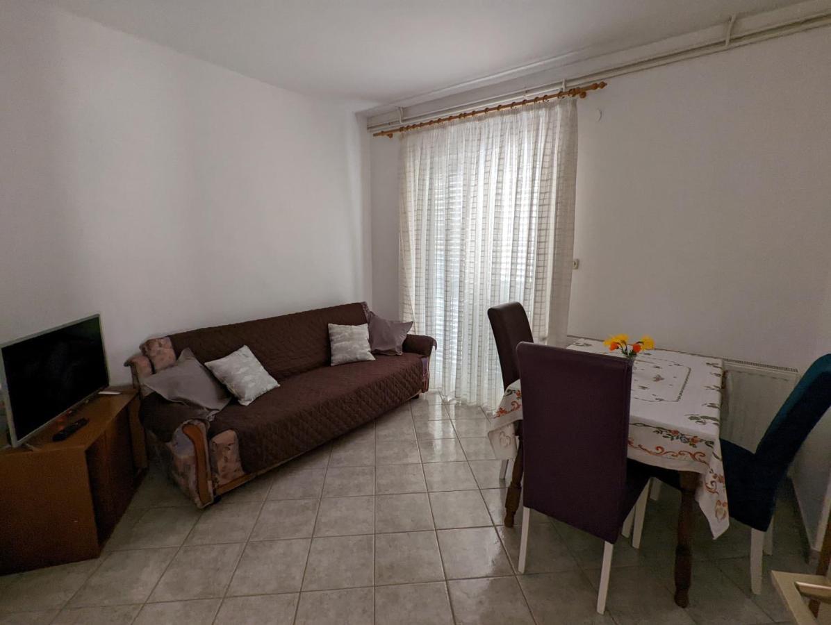 Apartment Bracic Vodice Esterno foto