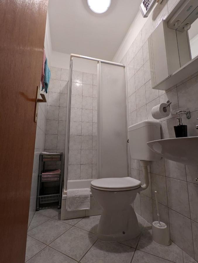 Apartment Bracic Vodice Esterno foto